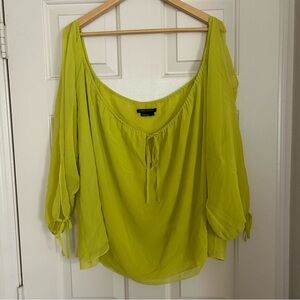 BCBG MaxAzria Citrus (lemon lime) Long Sleeve Tie Tunic Blouse Size Large